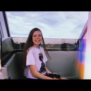Meet your Posher, Briana